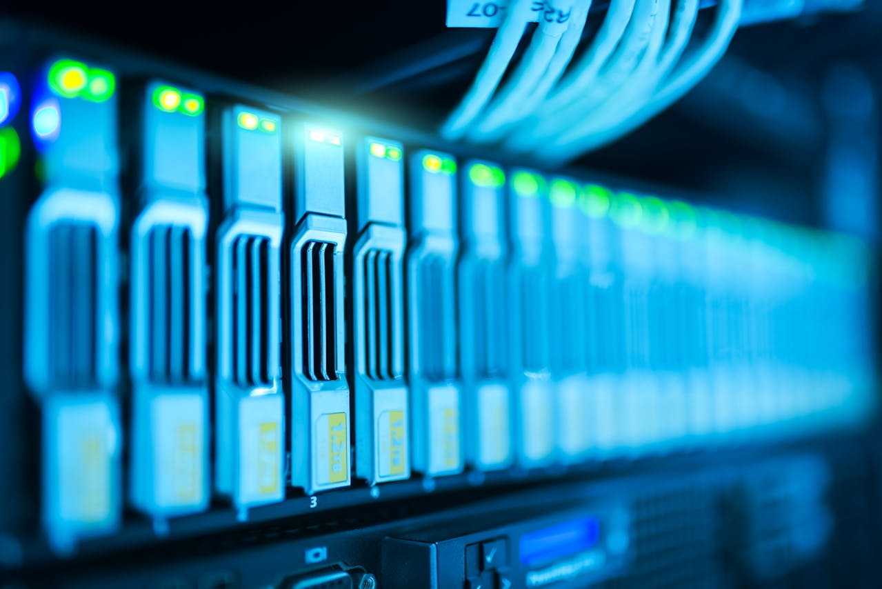 Read more about the article Cloud Computing: Revolutionizing the Way We Work and Live